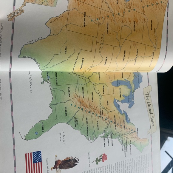 Readers Digest America Land of Beauty and Splendor Hatd Covered Book 432 pages - Picture 8 of 10